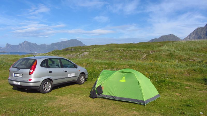 Mitternachtssonne auf den Lofoten - Zeltplatz auf den Lofoten