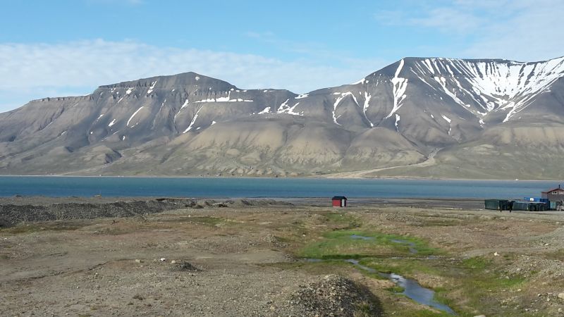 Einsame Hütte bei Longyearbyen