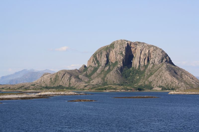 Torghatten