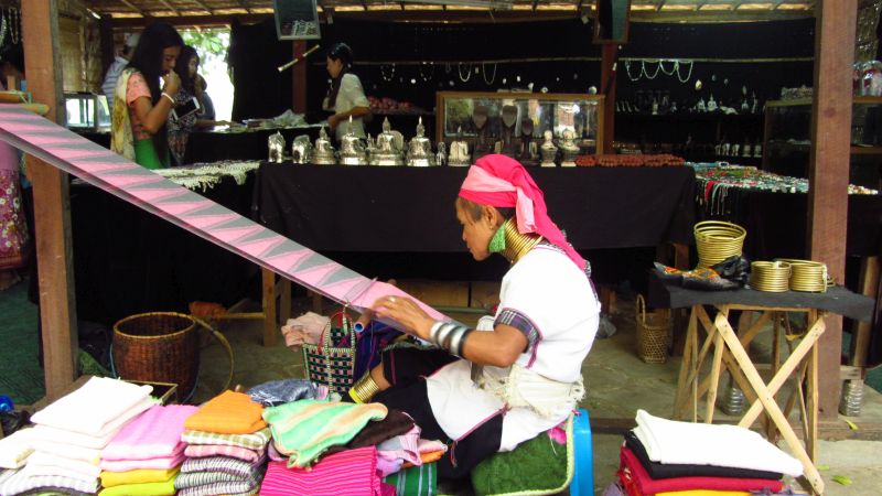 Frauen auf dem Inle Lake