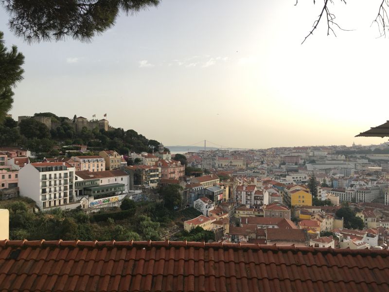 Miradouro über Alfama und Baixa