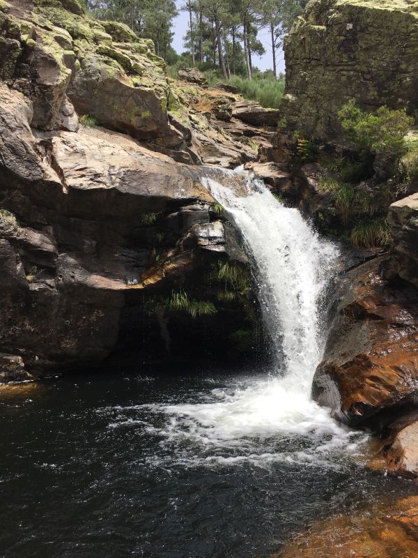 Badespaß Wasserfall Parque Natural de Alvao