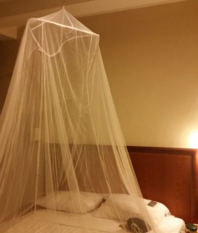 Moskitonetz Übernachtung Kandy