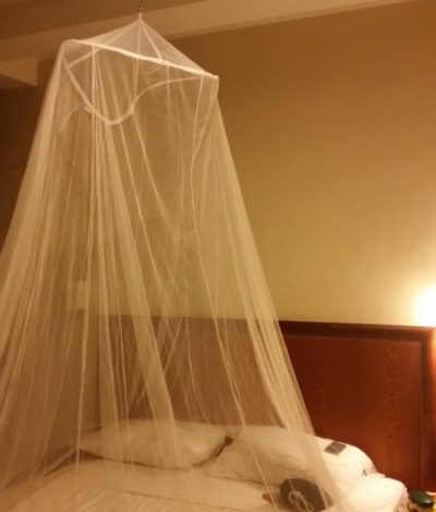 Moskitonetz Übernachtung Kandy